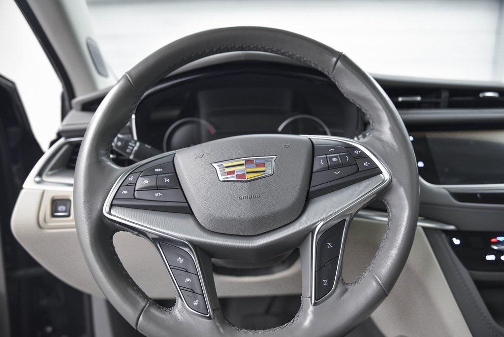 used 2023 Cadillac XT5 car, priced at $32,490