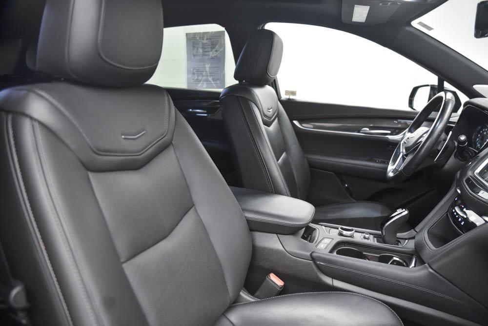used 2023 Cadillac XT5 car, priced at $38,480