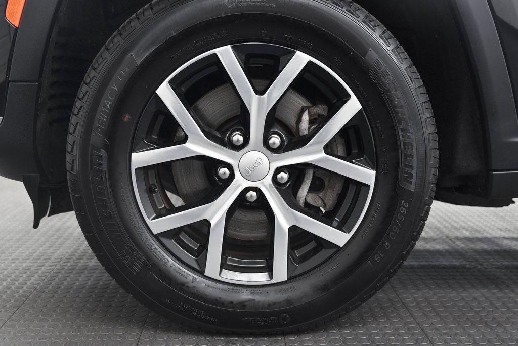 used 2024 Jeep Grand Cherokee L car, priced at $37,480