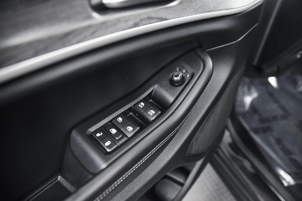 used 2024 Jeep Grand Cherokee L car, priced at $37,480