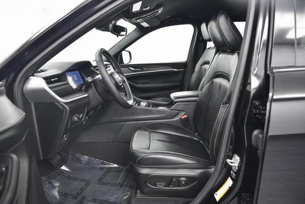 used 2024 Jeep Grand Cherokee L car, priced at $37,480