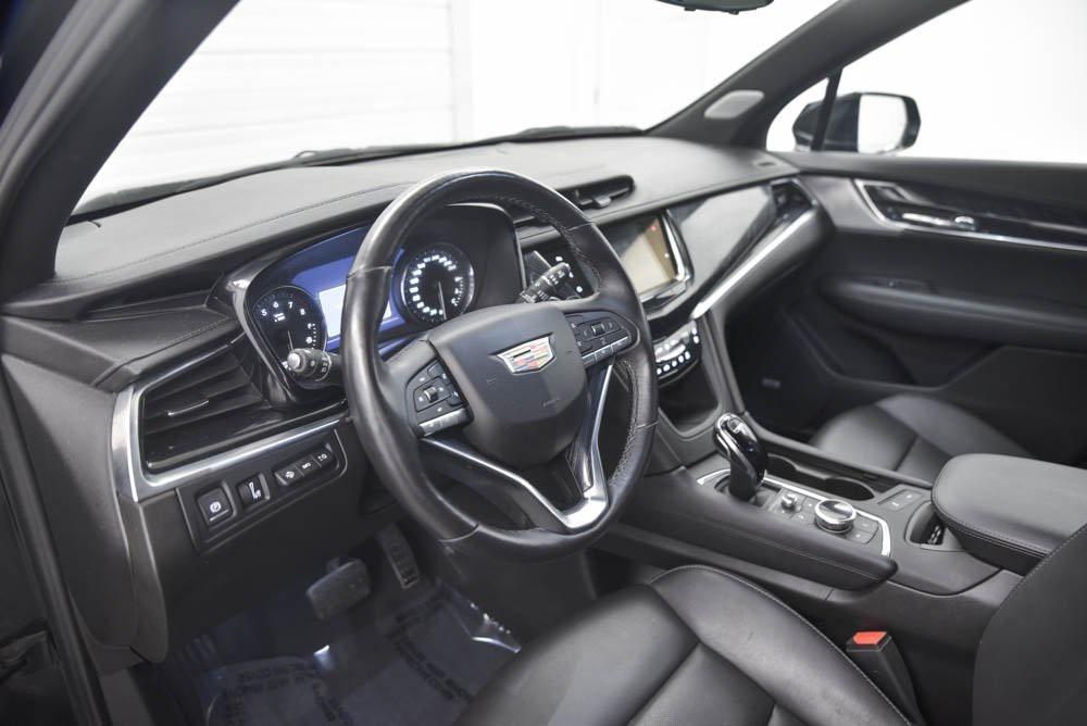 used 2023 Cadillac XT6 car, priced at $32,490