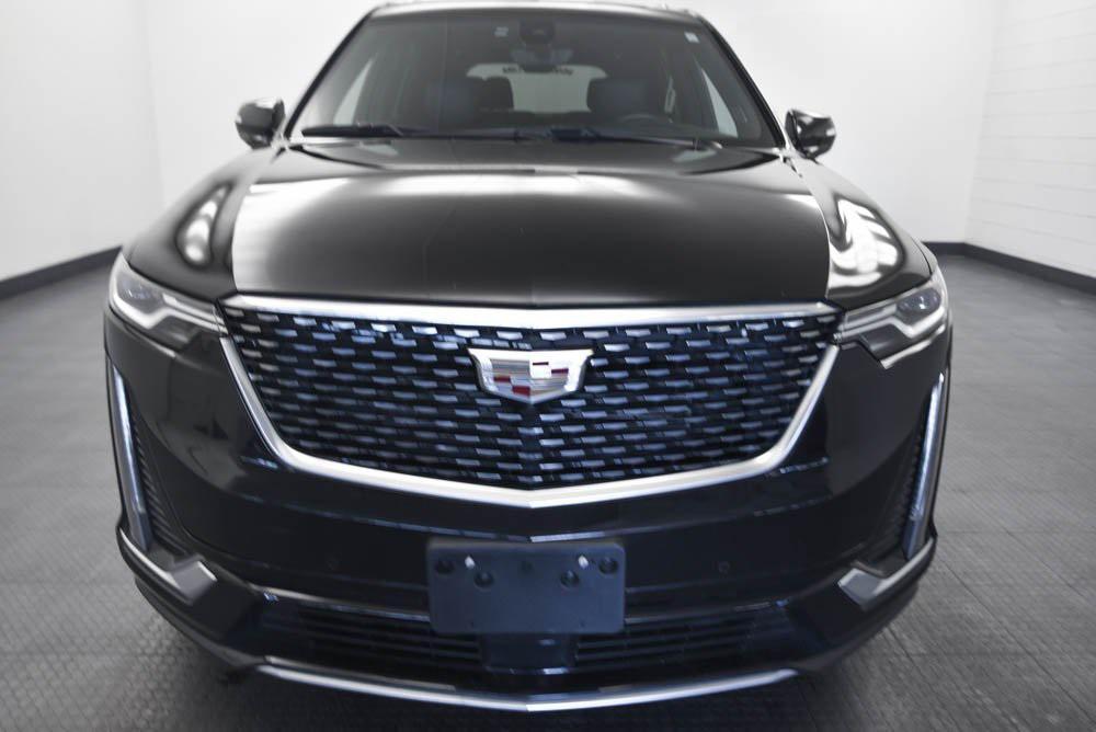 used 2023 Cadillac XT6 car, priced at $32,490
