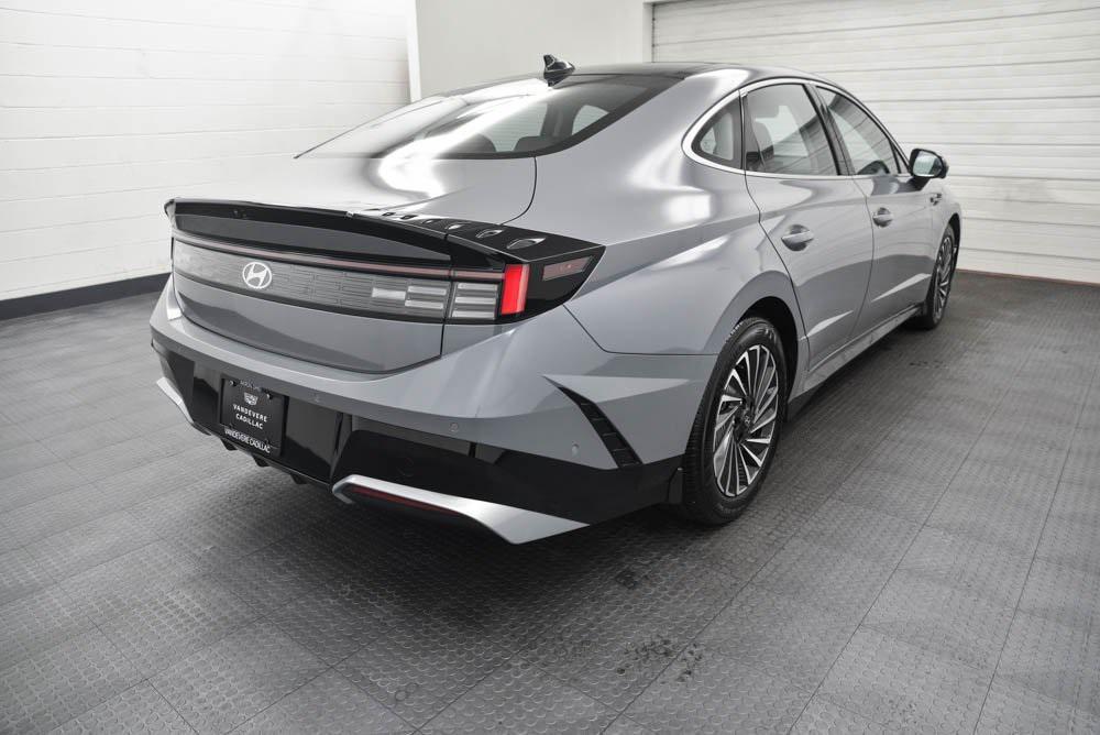 used 2024 Hyundai Sonata Hybrid car, priced at $28,490