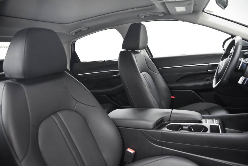 used 2024 Hyundai Sonata Hybrid car, priced at $28,490