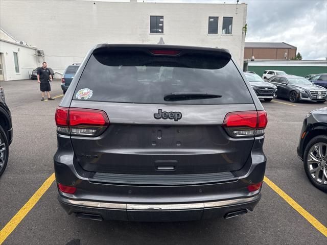 used 2016 Jeep Grand Cherokee car, priced at $15,000