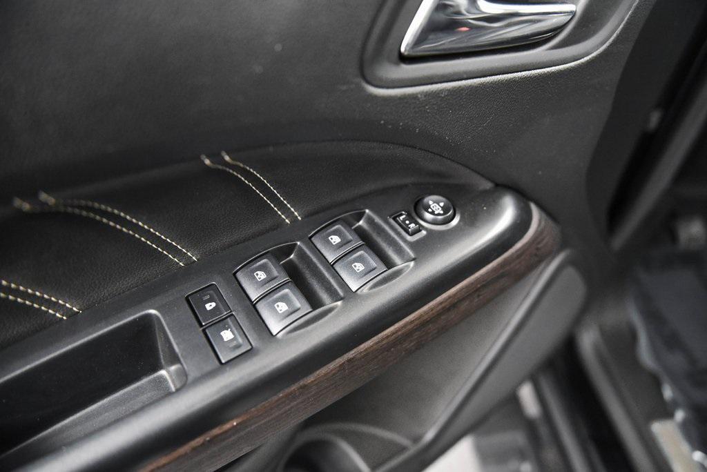 used 2022 GMC Canyon car, priced at $35,990