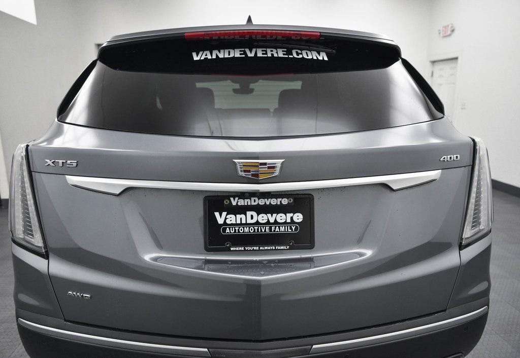used 2021 Cadillac XT5 car, priced at $32,490