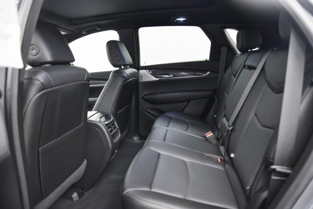 used 2021 Cadillac XT5 car, priced at $32,490