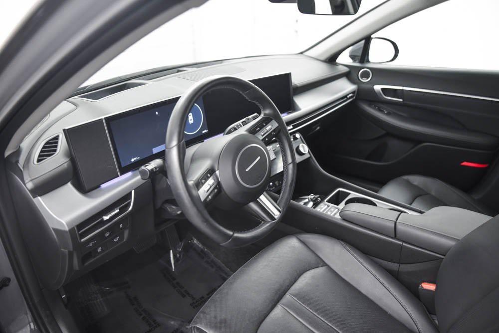 used 2024 Hyundai Sonata Hybrid car, priced at $29,290