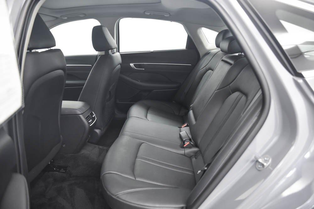 used 2024 Hyundai Sonata Hybrid car, priced at $29,290