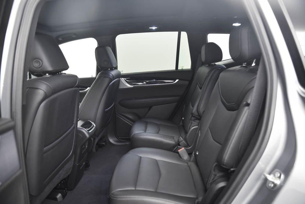 used 2025 Cadillac XT6 car, priced at $46,490