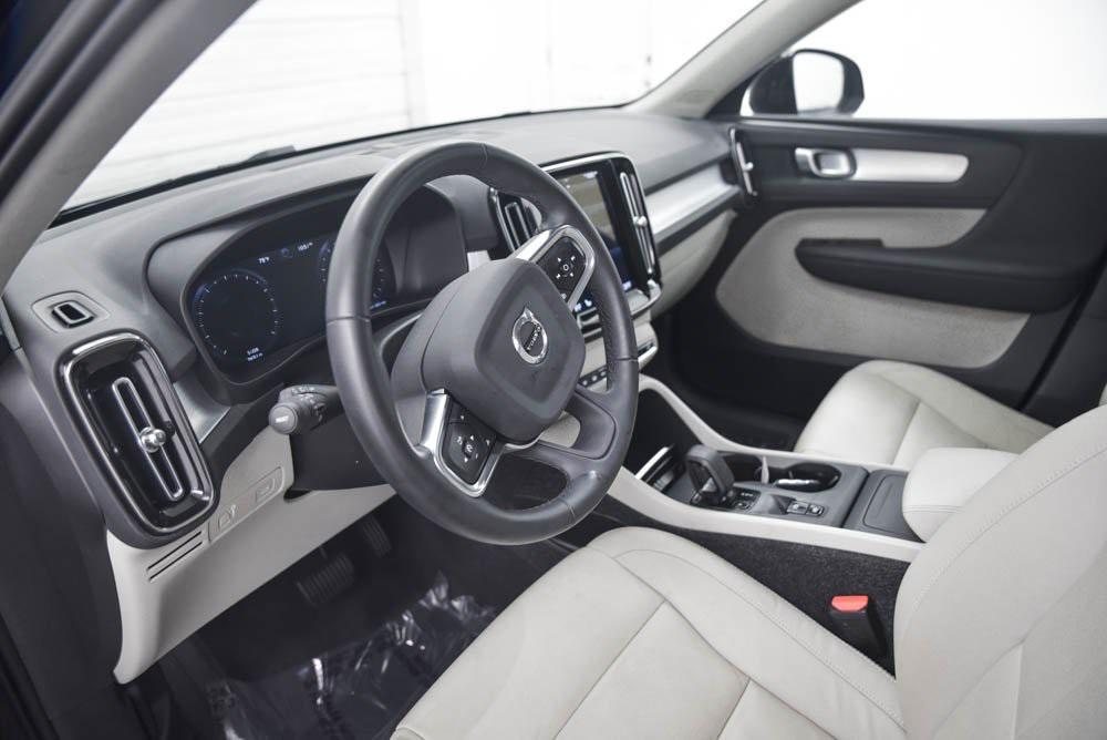 used 2022 Volvo XC40 car, priced at $23,490