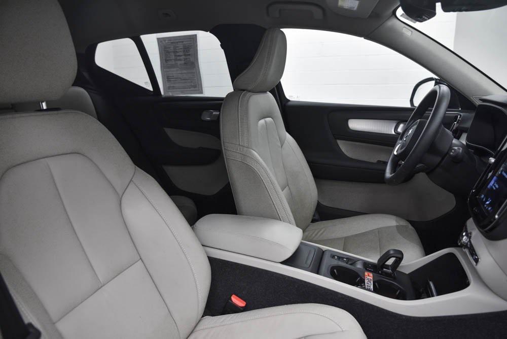 used 2022 Volvo XC40 car, priced at $23,490