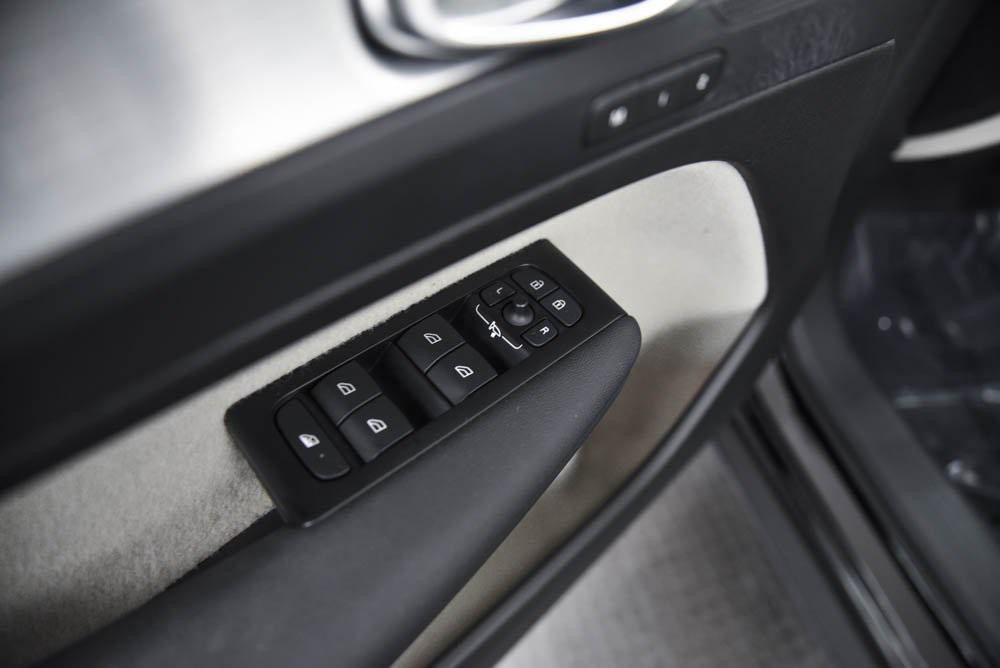 used 2022 Volvo XC40 car, priced at $23,490