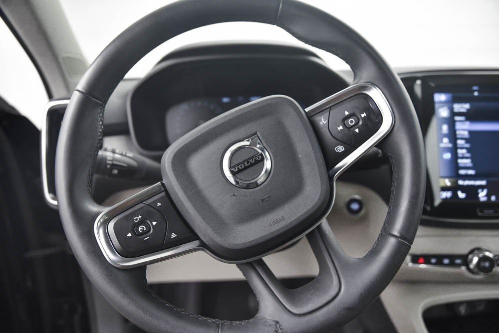 used 2022 Volvo XC40 car, priced at $23,490
