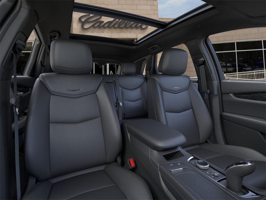 new 2025 Cadillac XT5 car, priced at $54,083