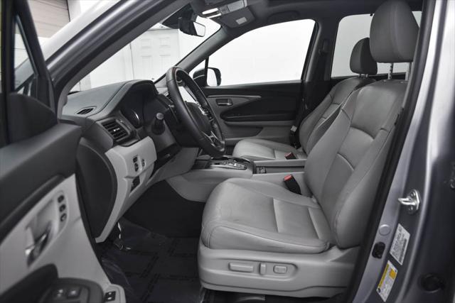 used 2021 Honda Pilot car, priced at $30,000