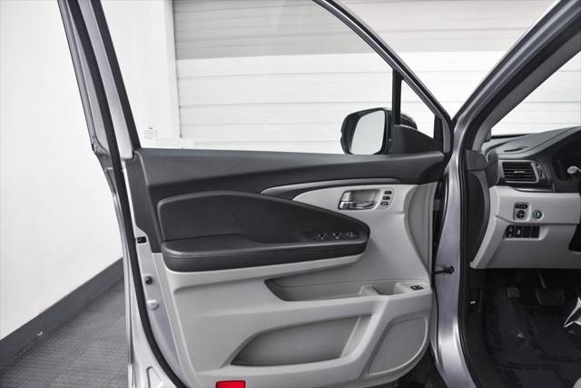 used 2021 Honda Pilot car, priced at $30,000