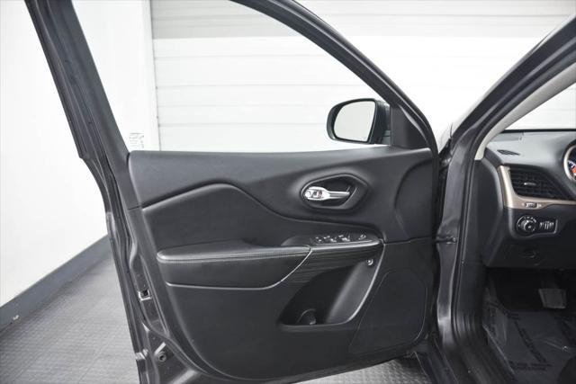 used 2016 Jeep Cherokee car, priced at $8,990