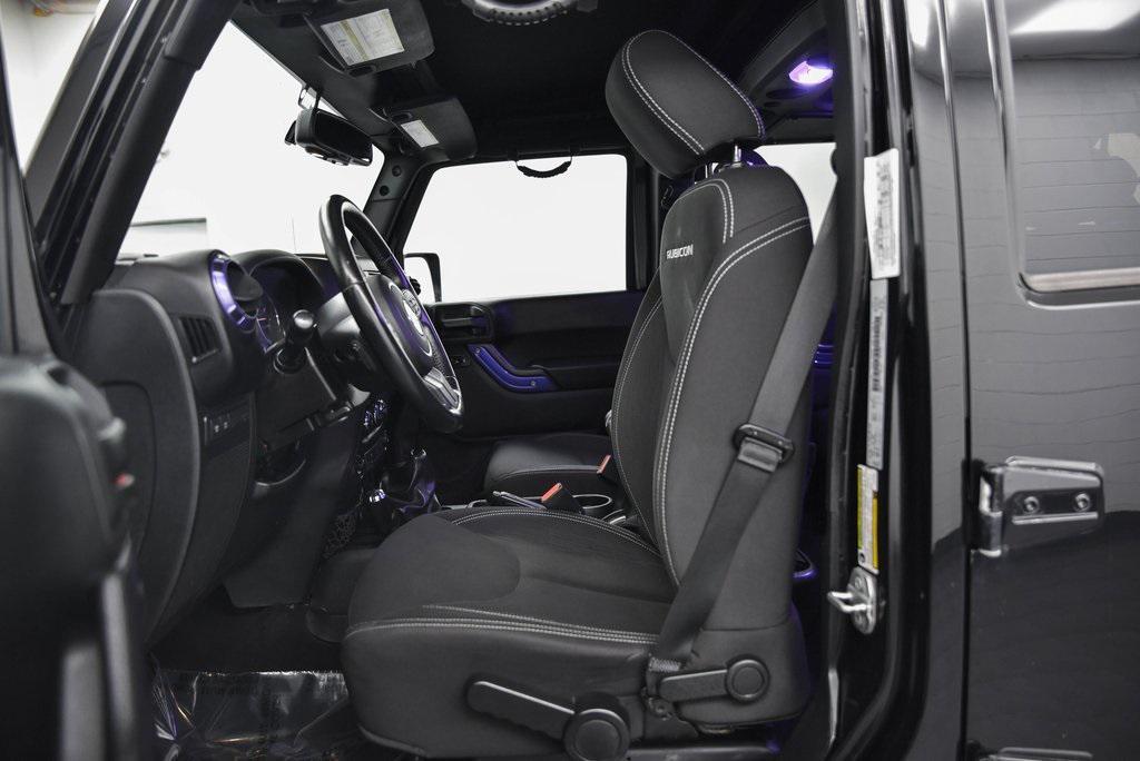 used 2015 Jeep Wrangler Unlimited car, priced at $24,980