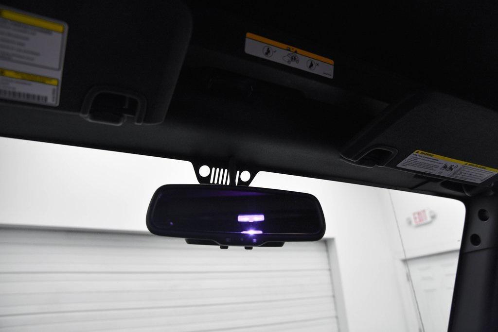 used 2015 Jeep Wrangler Unlimited car, priced at $24,980