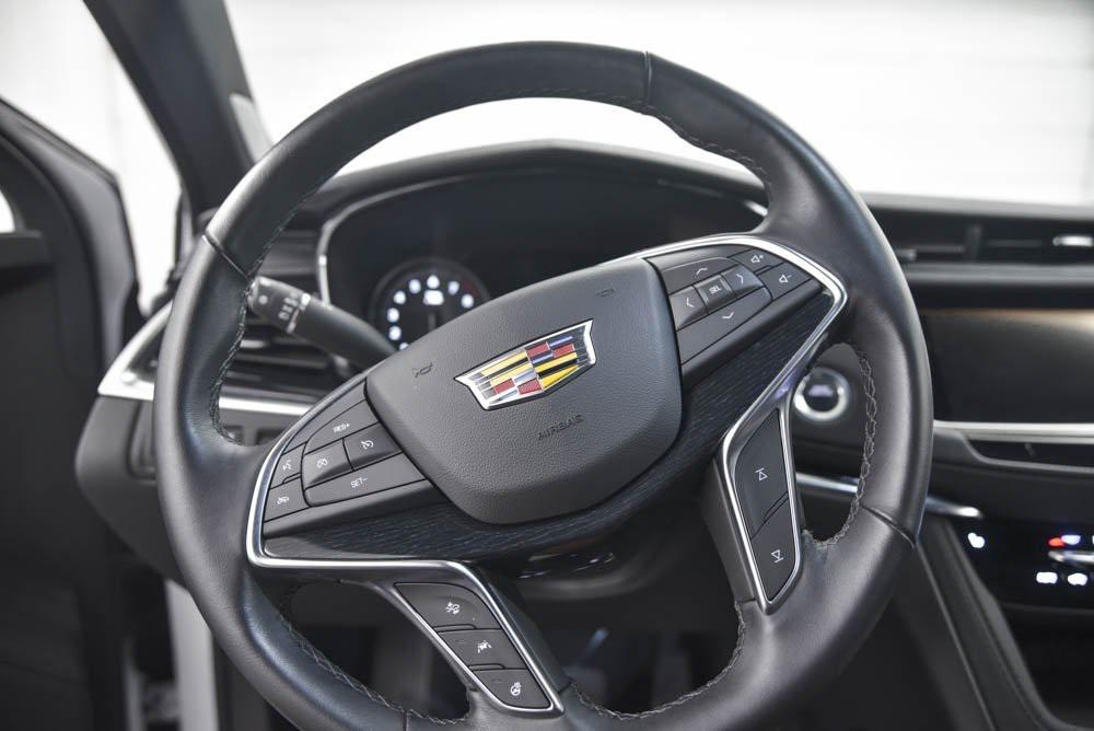 used 2025 Cadillac XT5 car, priced at $46,490