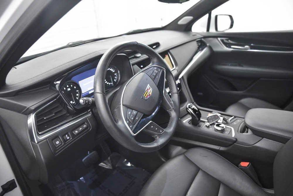 used 2025 Cadillac XT5 car, priced at $46,490