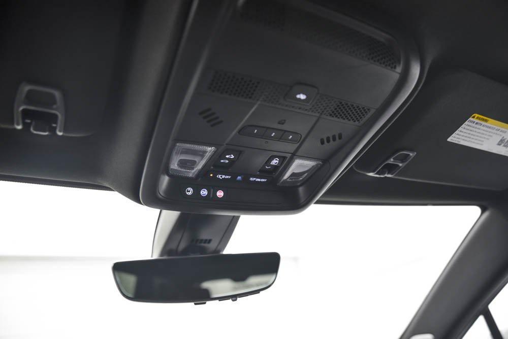 used 2025 Cadillac XT5 car, priced at $46,490