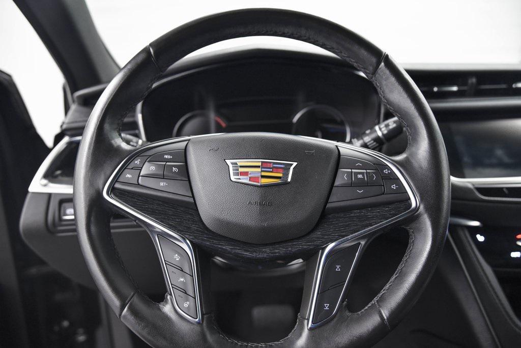 used 2020 Cadillac XT5 car, priced at $27,990