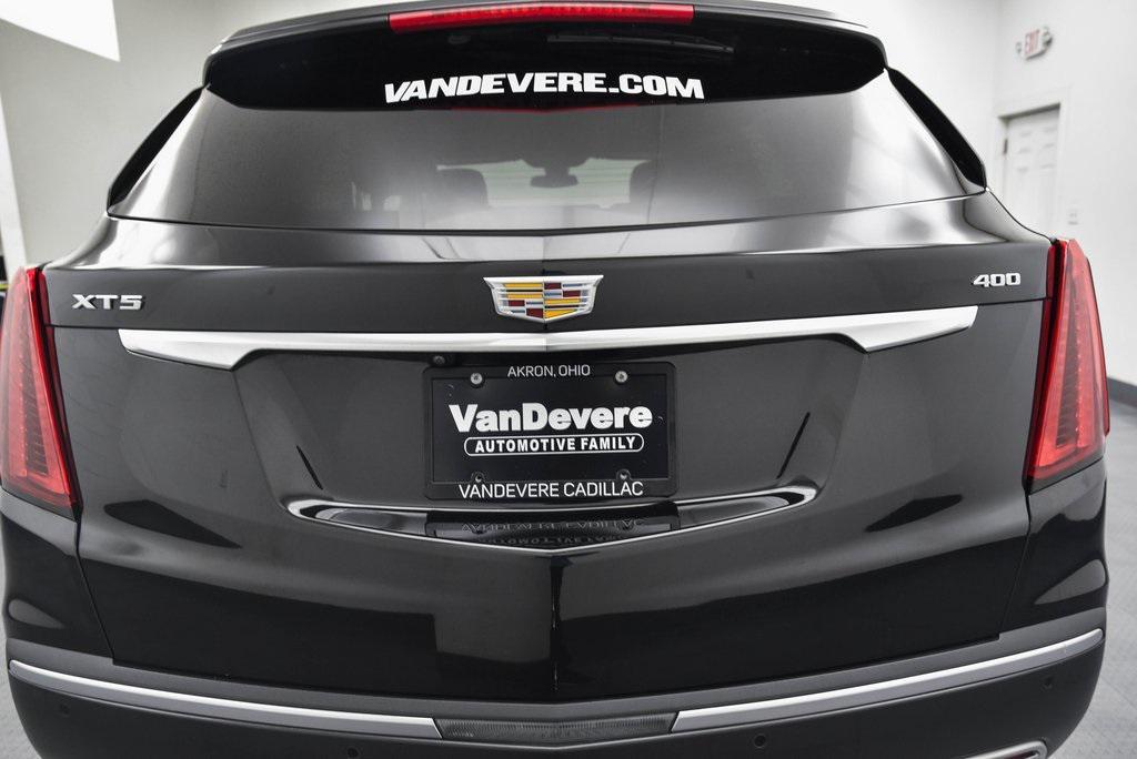 used 2020 Cadillac XT5 car, priced at $27,990