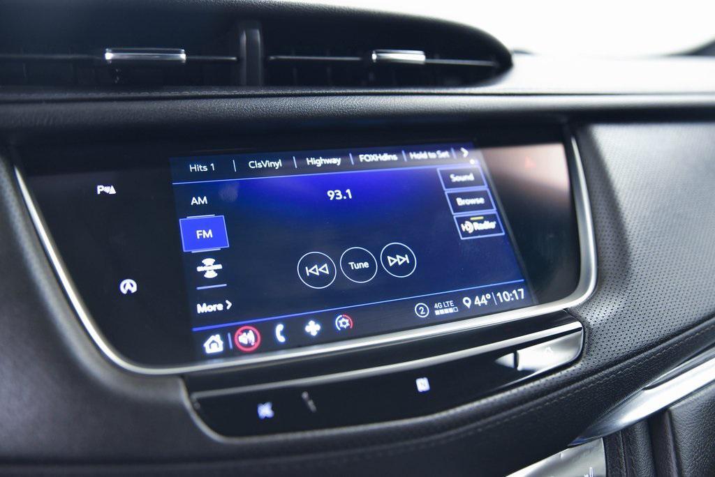 used 2020 Cadillac XT5 car, priced at $27,990