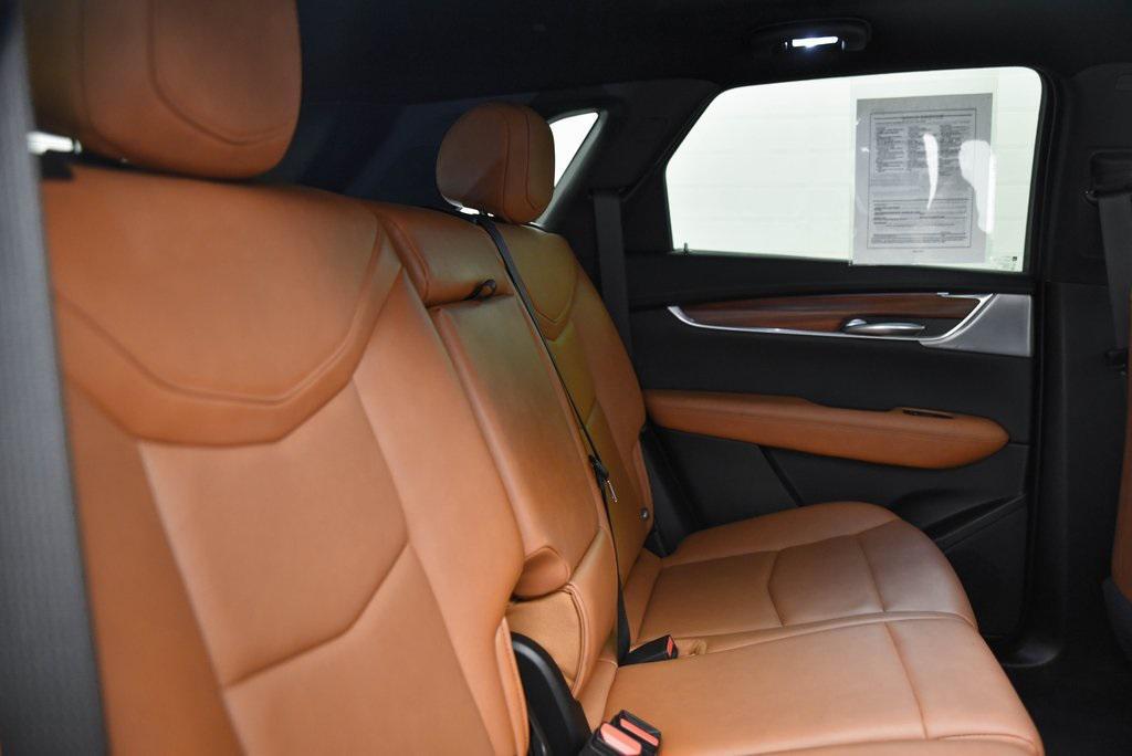 used 2024 Cadillac XT5 car, priced at $35,621