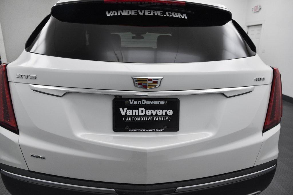 used 2023 Cadillac XT5 car, priced at $34,470