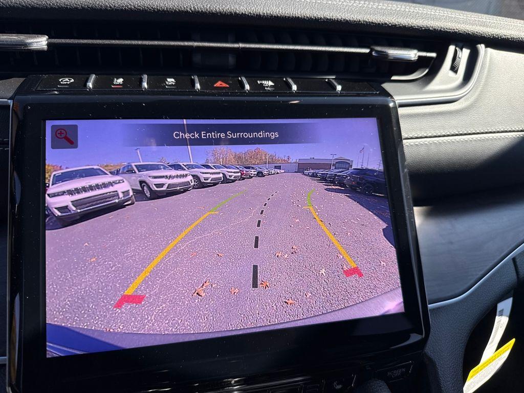 new 2025 Jeep Grand Cherokee car, priced at $38,141