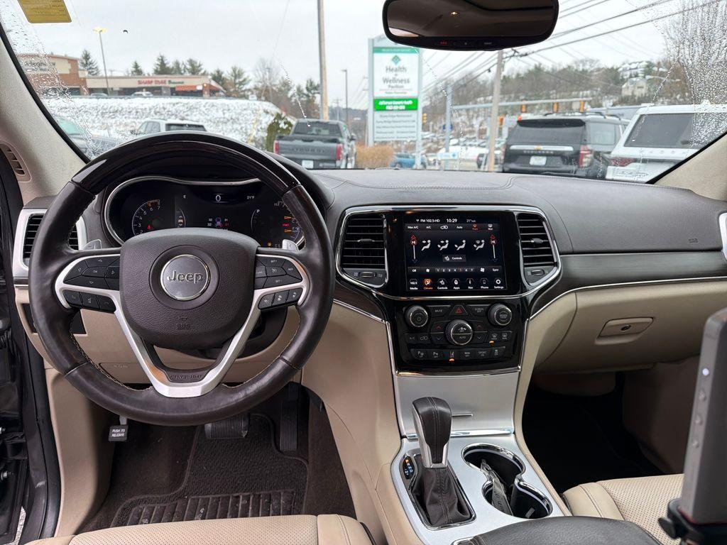 used 2021 Jeep Grand Cherokee car, priced at $34,000