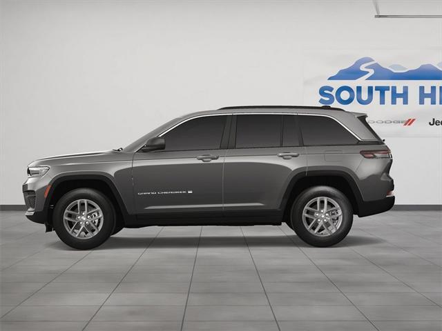 new 2025 Jeep Grand Cherokee car, priced at $40,675