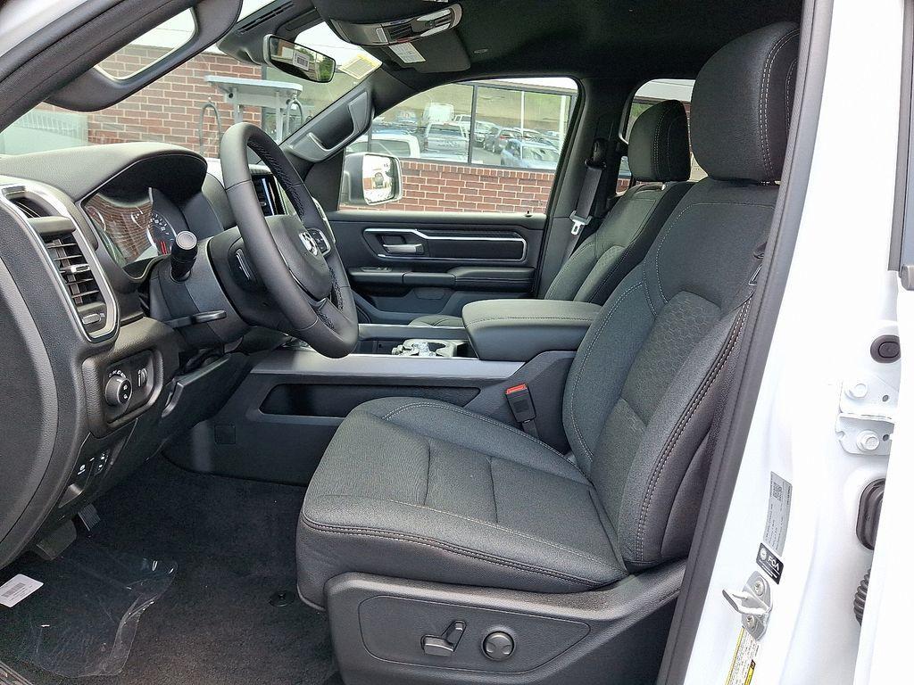 new 2025 Ram 1500 car, priced at $44,981