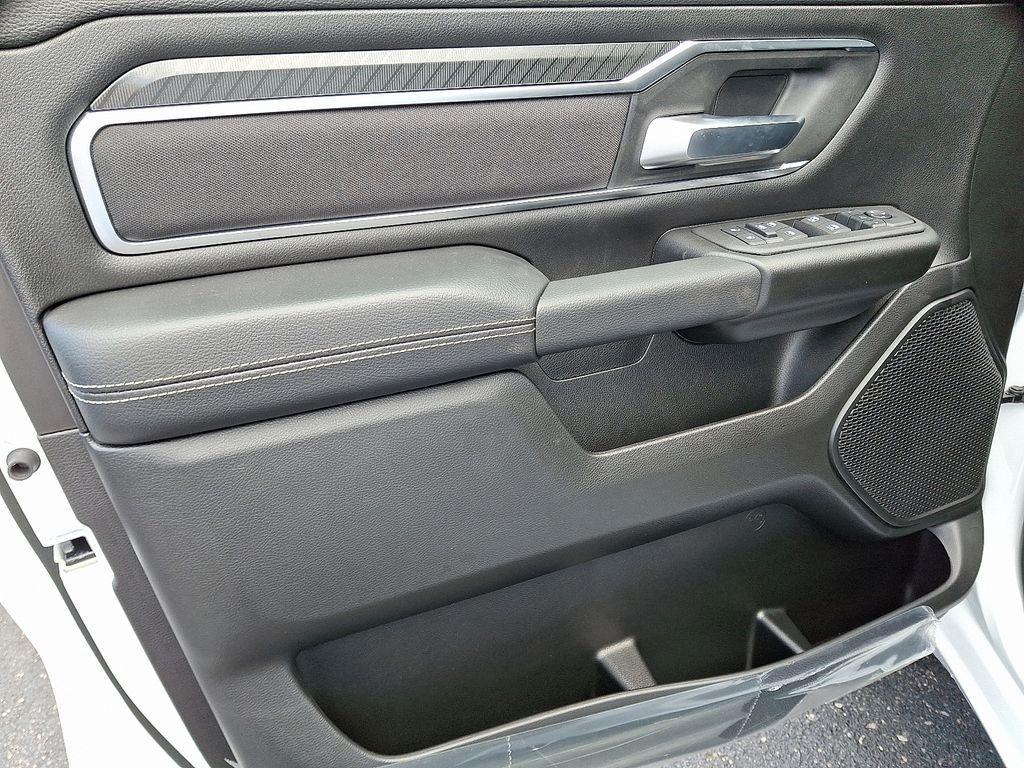 new 2025 Ram 1500 car, priced at $44,981