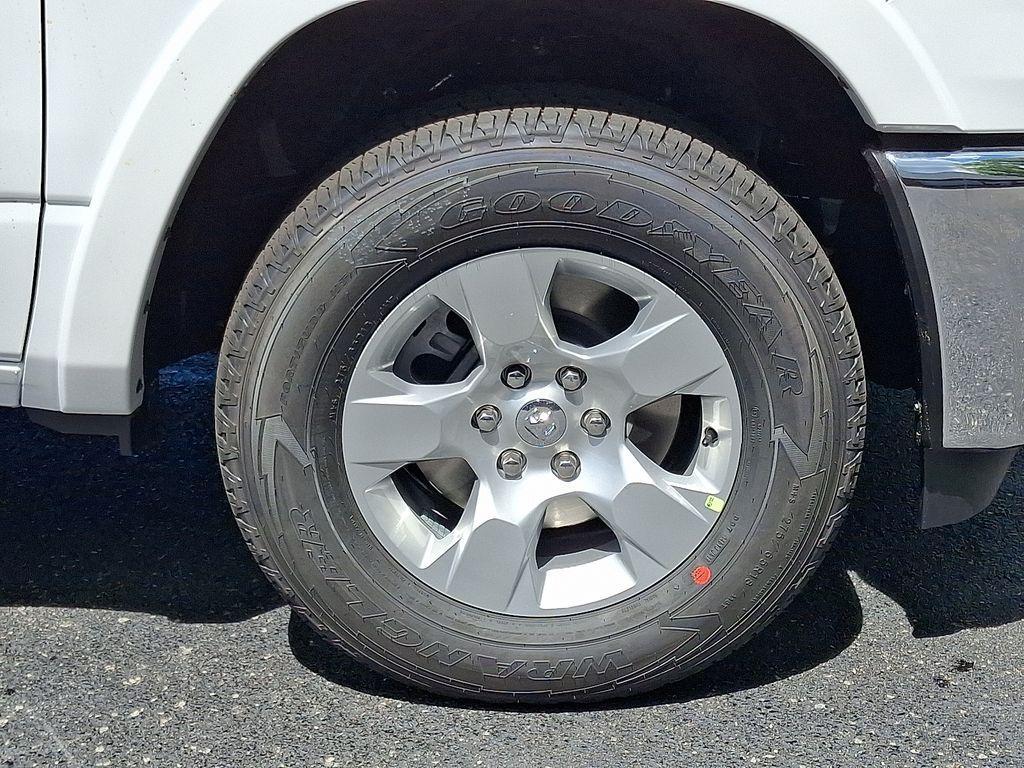 new 2025 Ram 1500 car, priced at $44,981