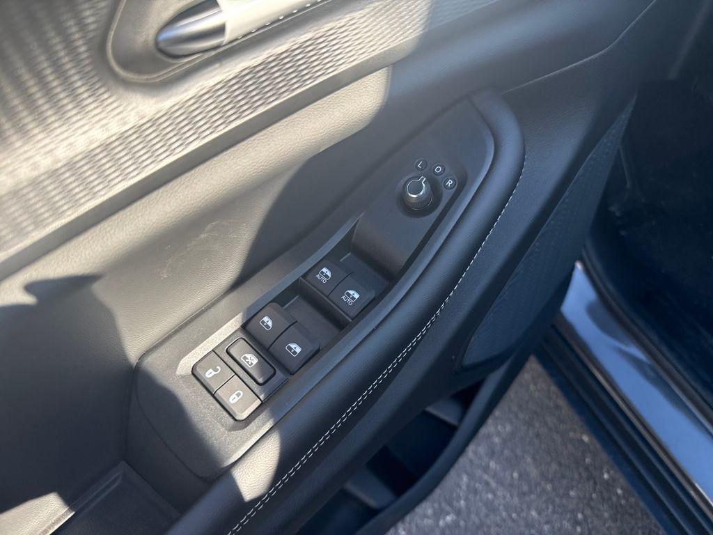 new 2025 Jeep Grand Cherokee car, priced at $38,666