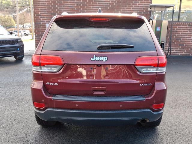 used 2018 Jeep Grand Cherokee car, priced at $15,000