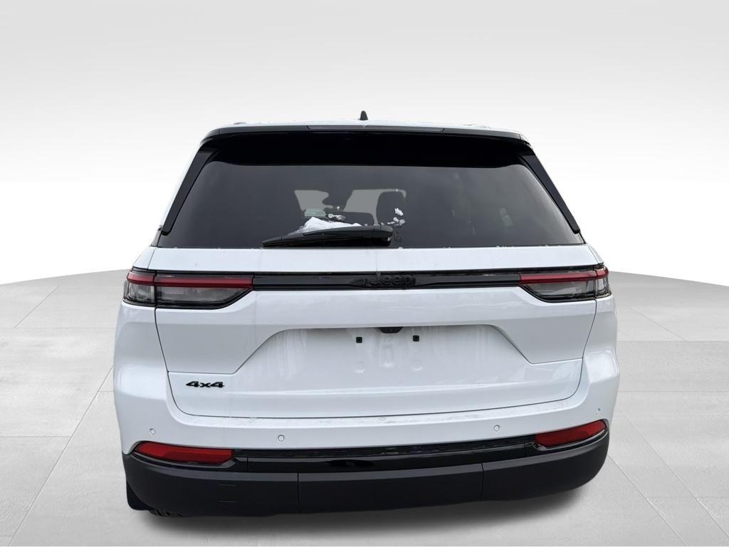 new 2025 Jeep Grand Cherokee car, priced at $40,397