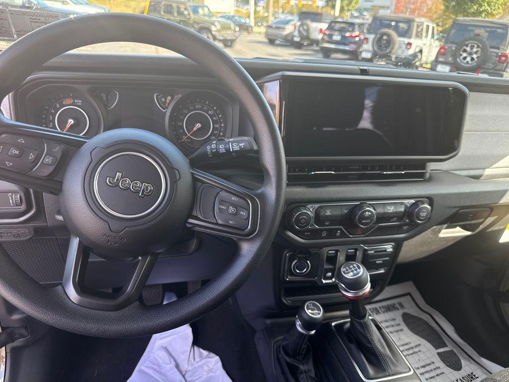 new 2025 Jeep Wrangler car, priced at $29,839