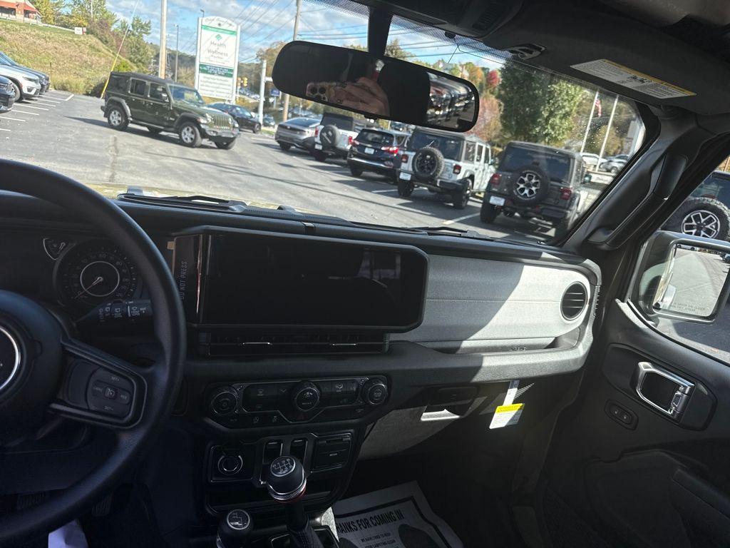 new 2025 Jeep Wrangler car, priced at $29,839