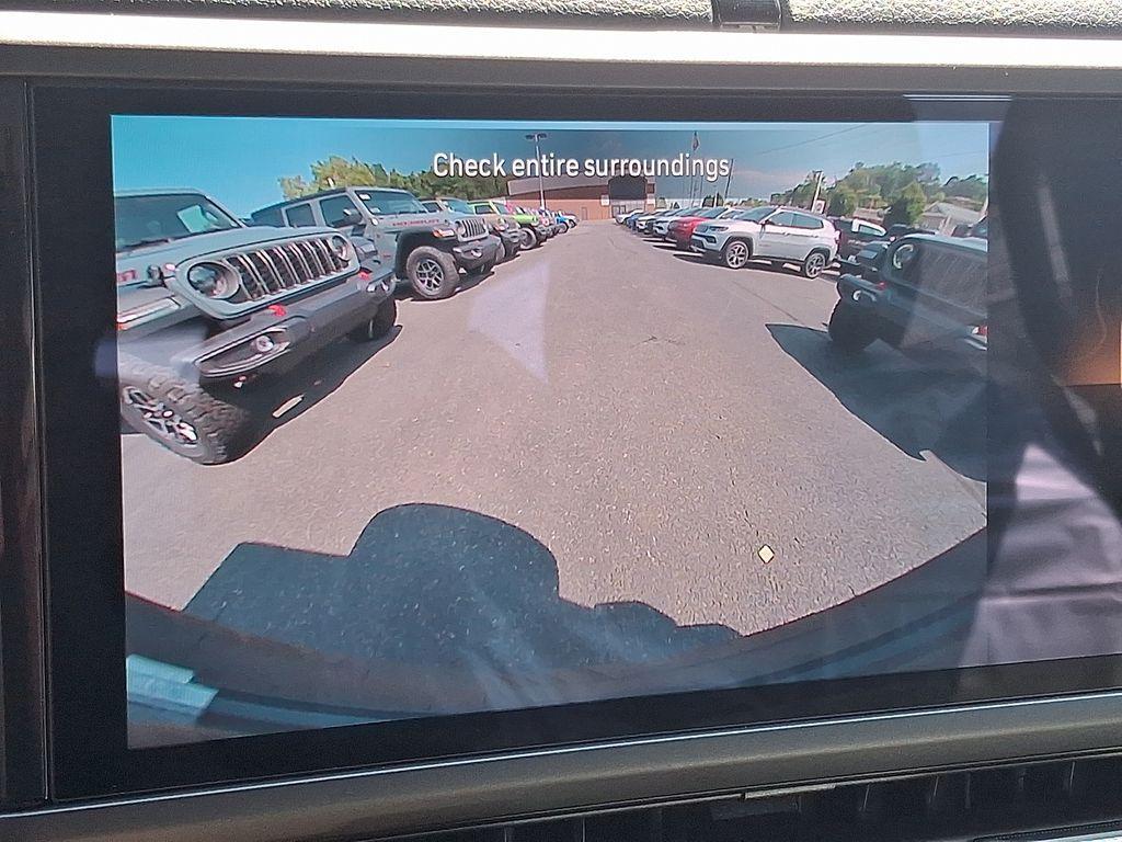 new 2025 Jeep Wrangler car, priced at $34,176