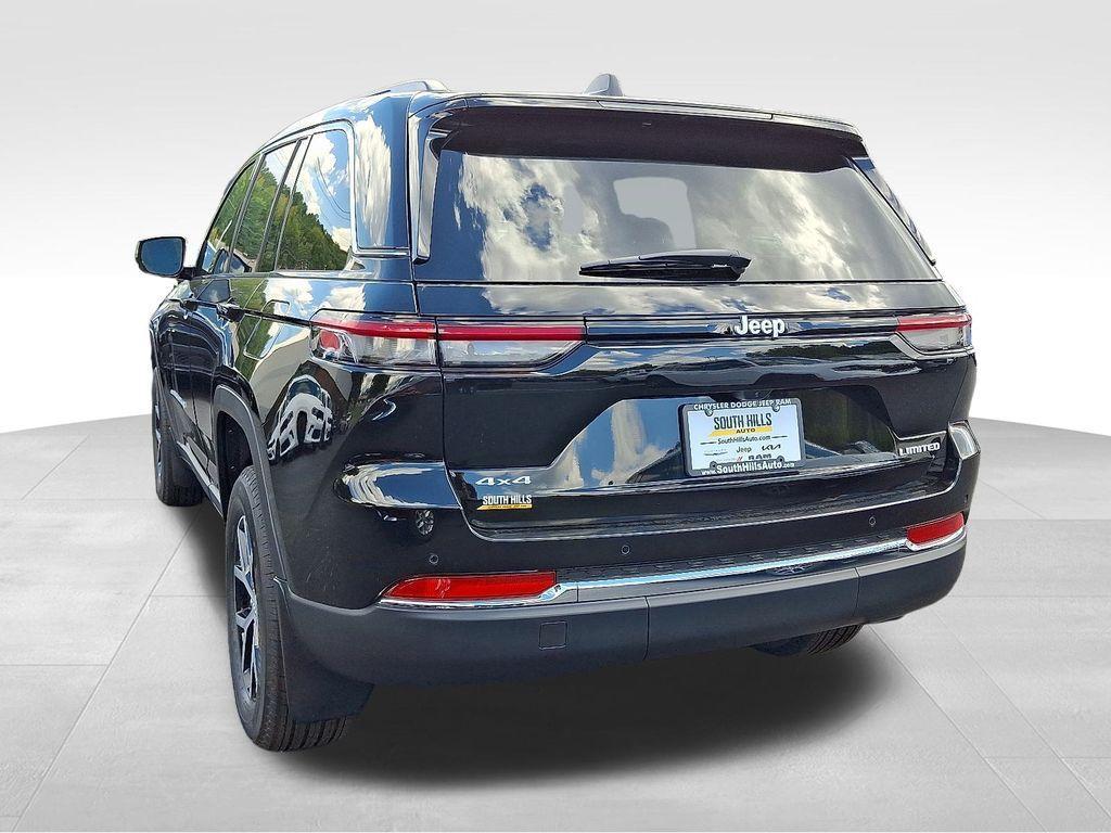 new 2025 Jeep Grand Cherokee car, priced at $42,153