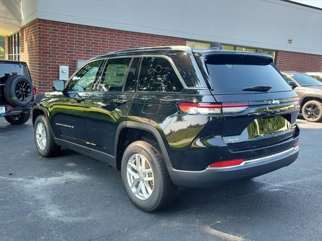 new 2024 Jeep Grand Cherokee car, priced at $38,449