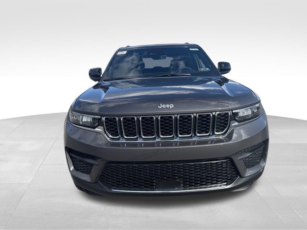 new 2025 Jeep Grand Cherokee car, priced at $37,961