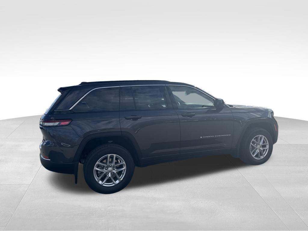 new 2025 Jeep Grand Cherokee car, priced at $37,961